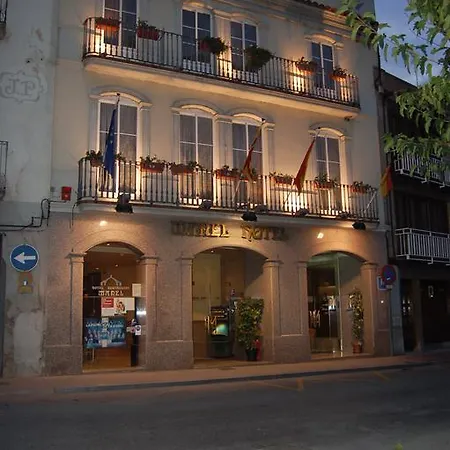 Hotel Manel