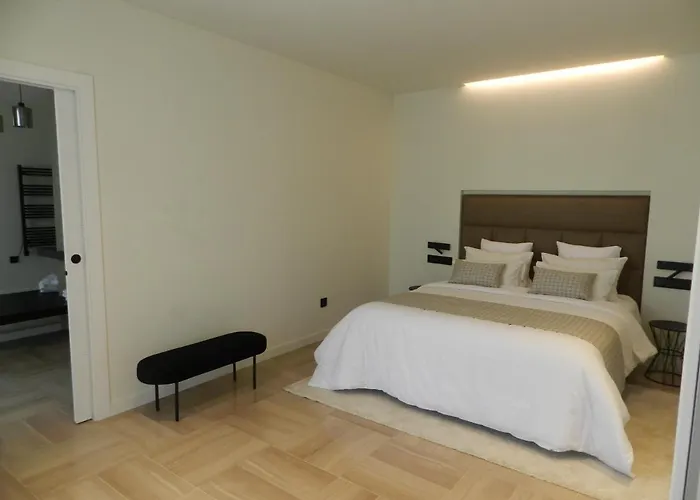 Manel Hotell Martorell