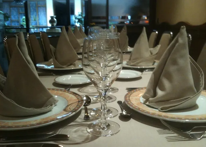 Manel Otel 2*